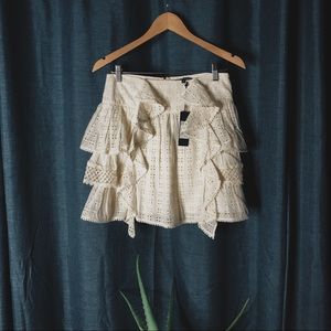 💥24 HR CLEAR-OUT💥 Love Sam Lace Mini Skirt